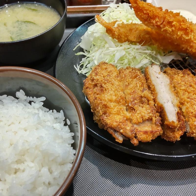 大判ヒレ海老二匹定食(松のや 大宮店)