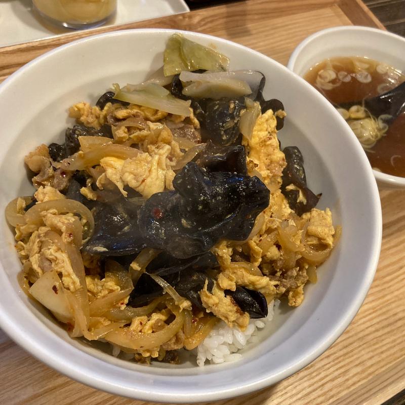 きくらげ玉子丼(元祖中華つけ麺大王総本店)