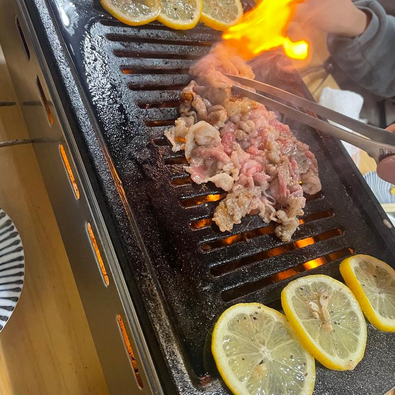 炙りレモンカルビ(黒毛和牛ホルモン 大衆焼肉しんすけ 不動前)
