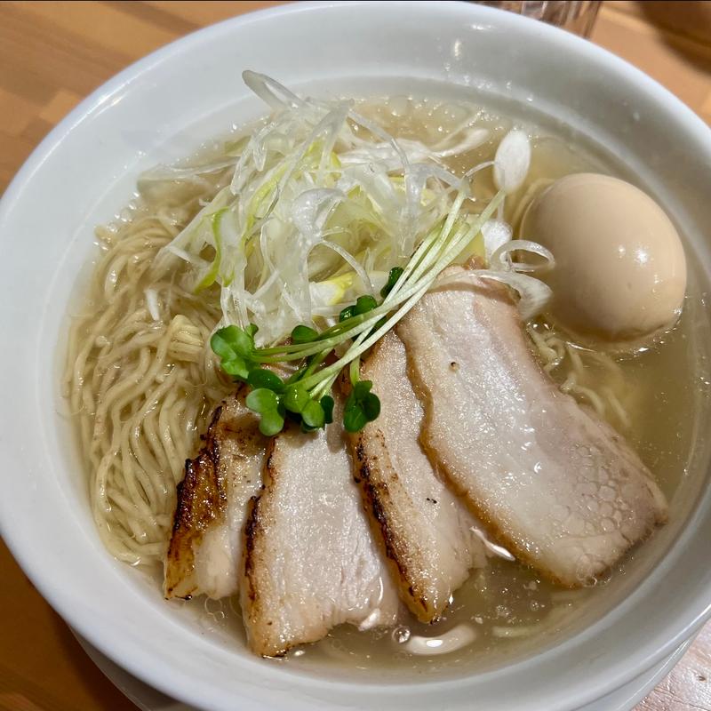 貝出汁特製塩そば(鳥一伝承　焼鳥酒場ヤスモリ商店)