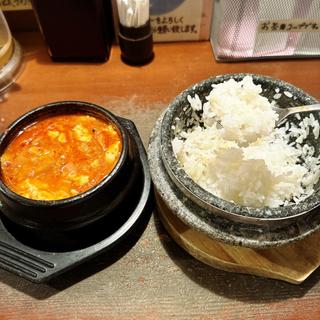 チャメスペシャルスンドゥブ(チャメ(姉妹)恵比寿店)