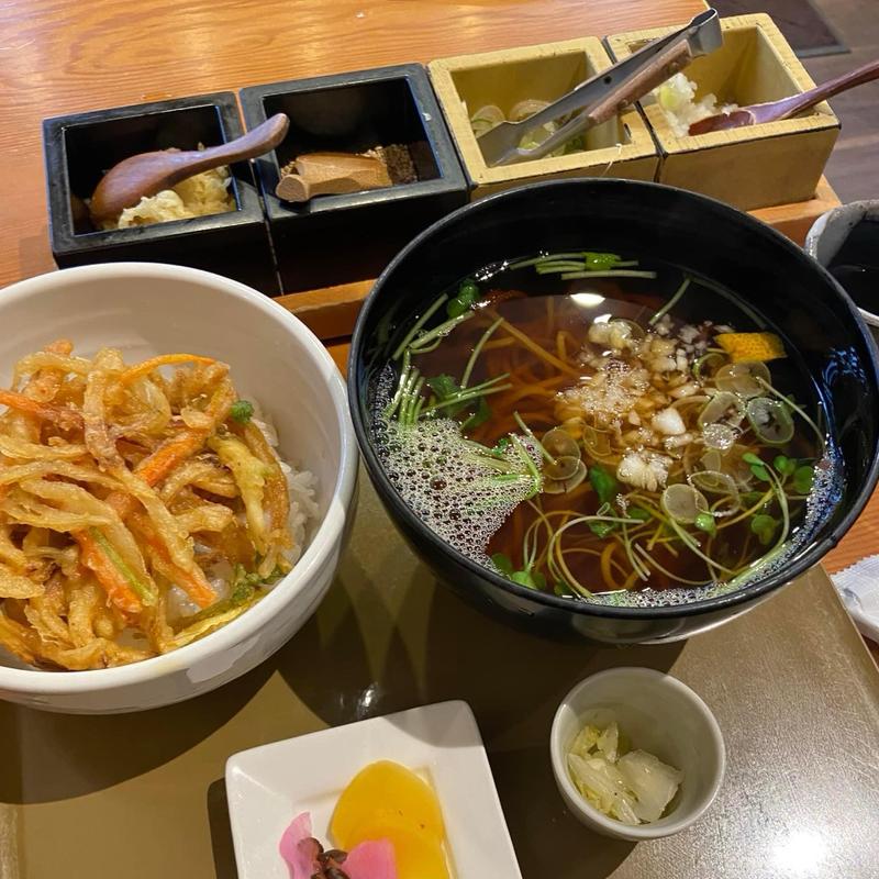 かき揚げ丼セット(板蕎麦 山葵)
