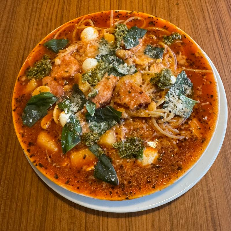 トマトバジル（マルゲリータ）(シモキタ洋麺店)