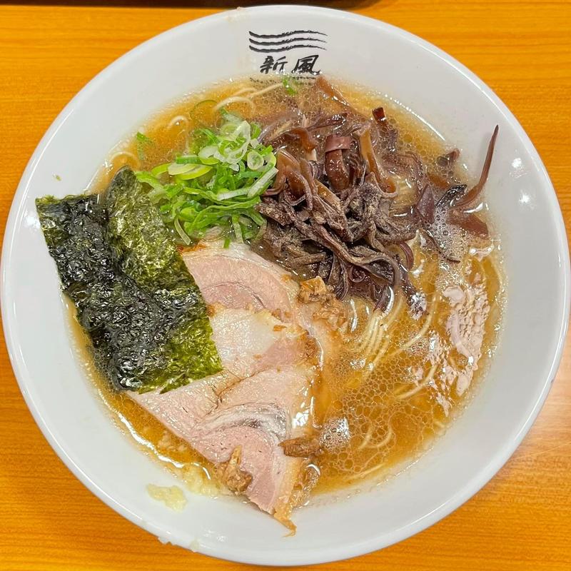 博多豚骨のぼせもんラーメン(博多新風 高宮本店)