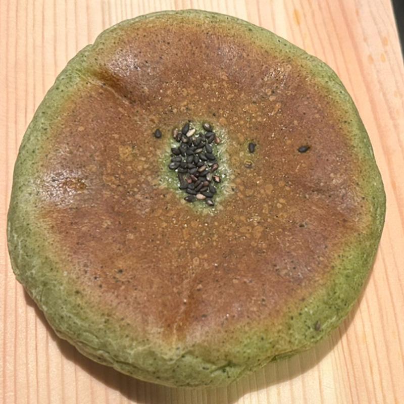 よもぎあんパン(手づくりパンの店ぶんぶん )