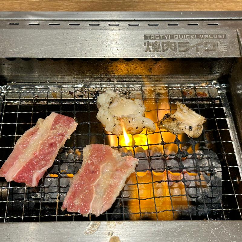 バラカルビ、牛ホルモン(焼肉ライク 秋葉原中央通り店)