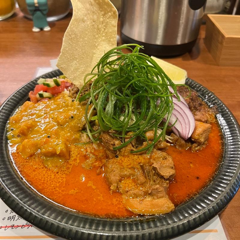 (スパイスカレー キテレツ)