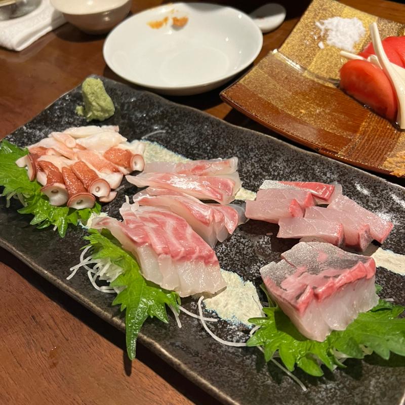 本日の鮮魚お造り盛り合せ(孝基亭 )