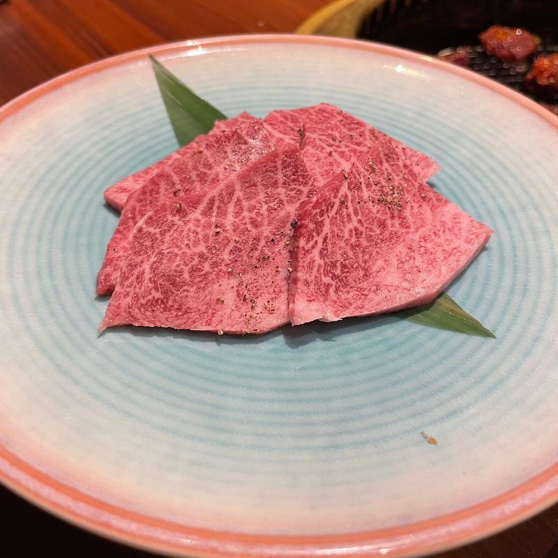 黒毛和牛ロース(焼肉 龍華園)