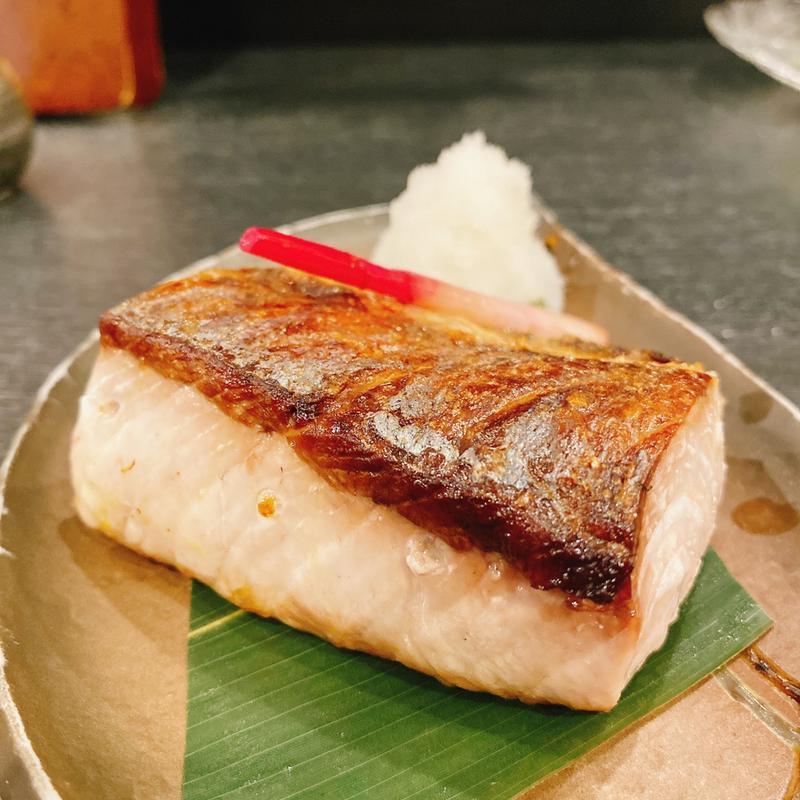 カンパチ の塩焼き(くずし割烹 しま正)