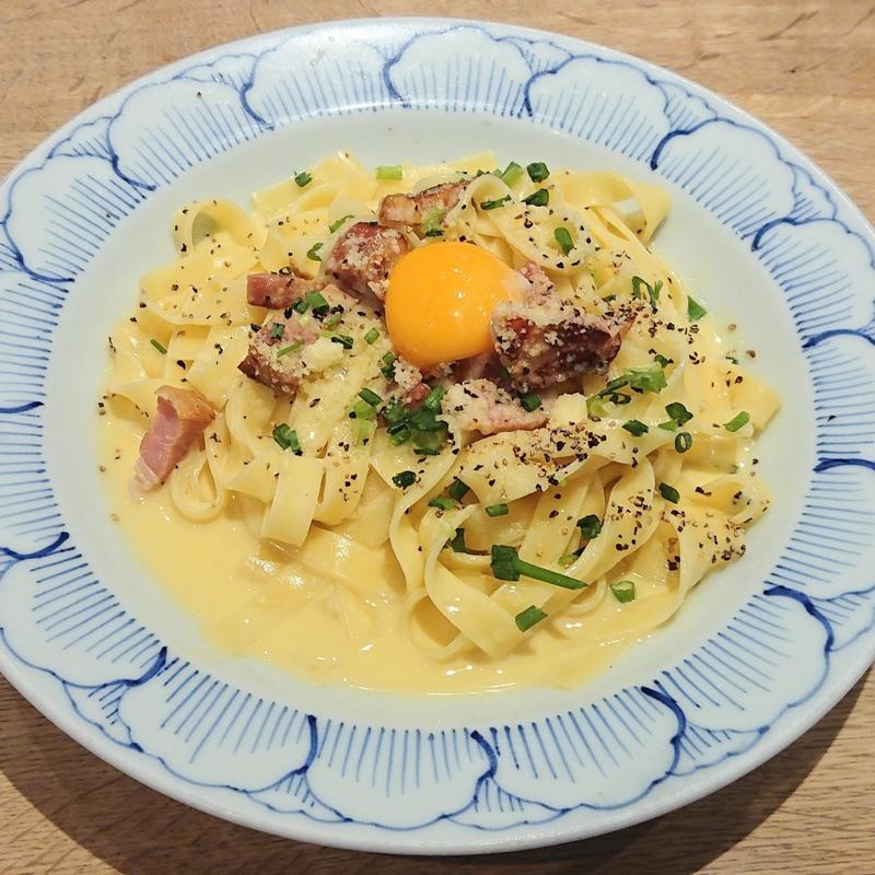 厚切りベーコンのカルボナーラ鎌倉風(鎌倉パスタ センター南店)