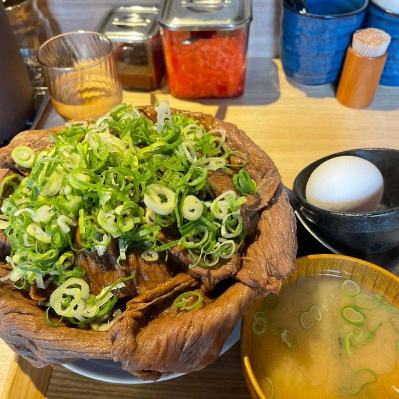 特肉めし 味噌汁(肉めし岡もと 御徒町店)