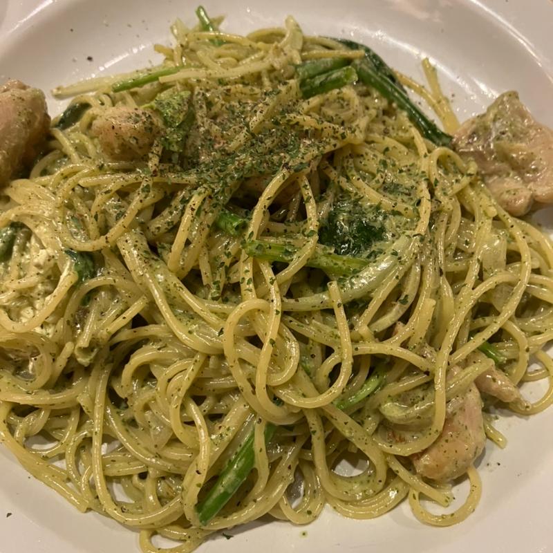 チキンとほうれん草のチーズクリーム(チロリン村 南2条店)