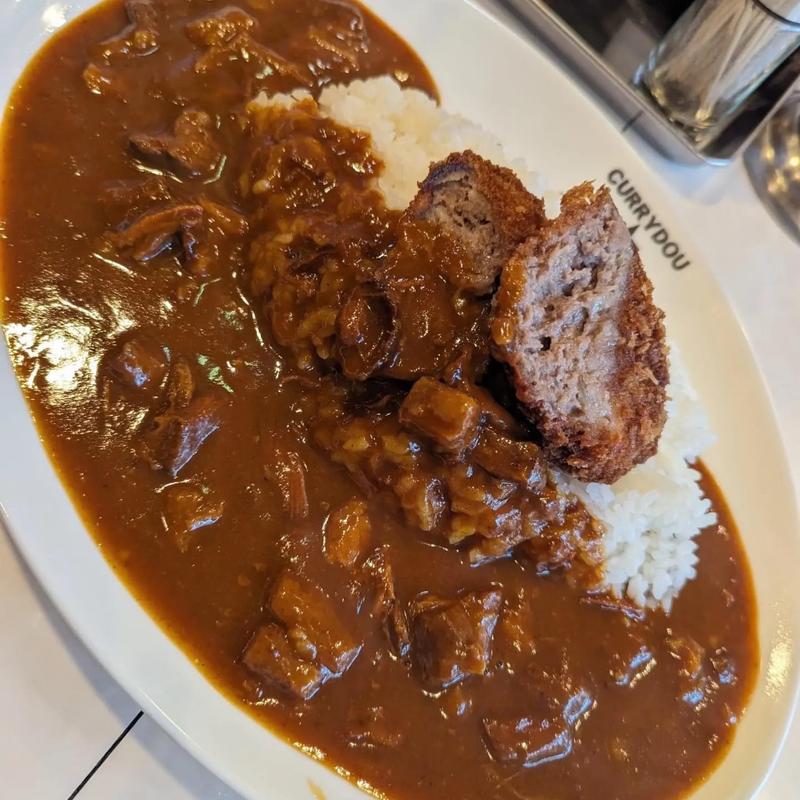 バッファローカレー メンチカツ(カレー堂 鳳店)