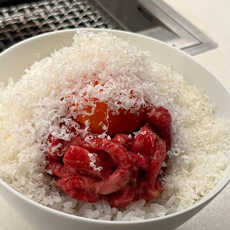 雪ユッケ丼(西院焼肉 Yuu)