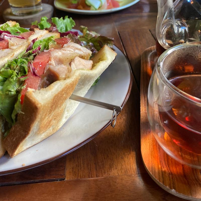 バジルチキンサンド(TEA HOUSE はっぱ)