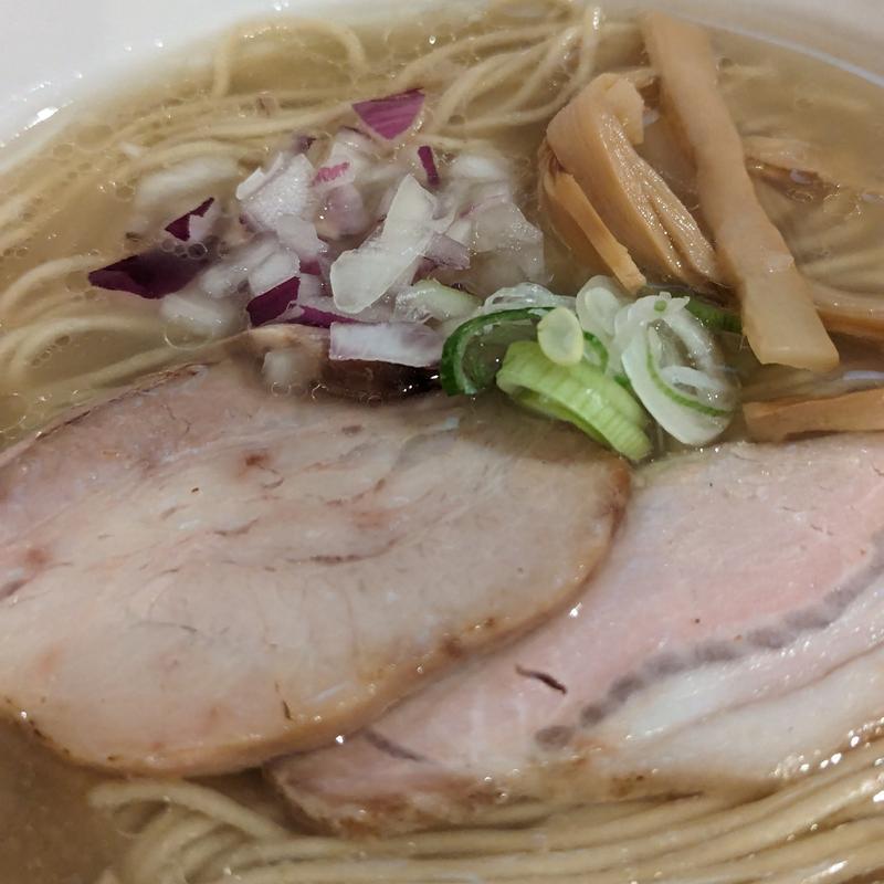 貝だし塩ラーメン(noodles kitchen GUNNERS 鶴岡店)