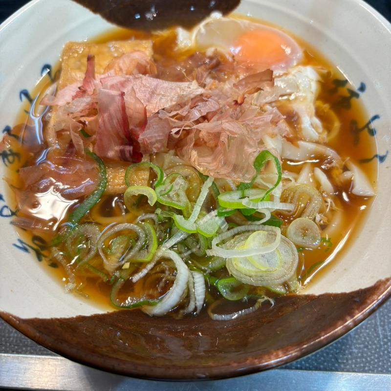 月見きしめん(住よし ＪＲ名古屋駅・新幹線下りホーム店 （すみよし）)