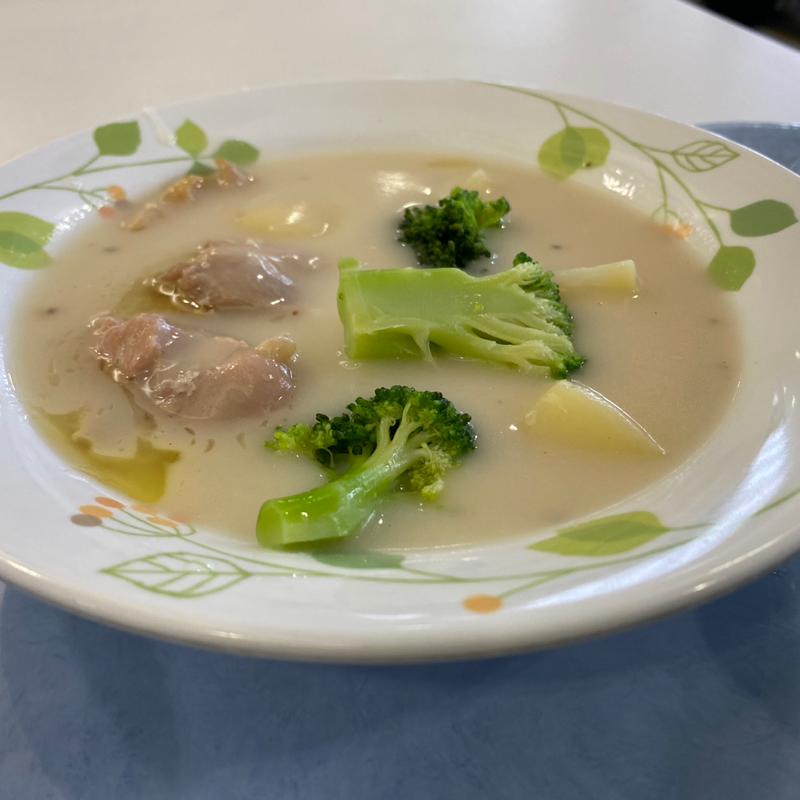 ホワイトクリームシチュー(ビッグさんど)