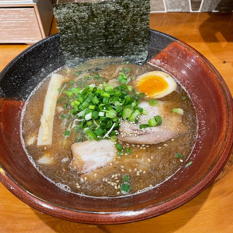 濃厚魚介焙煎ごまみそらーめん(吉山商店 本店)