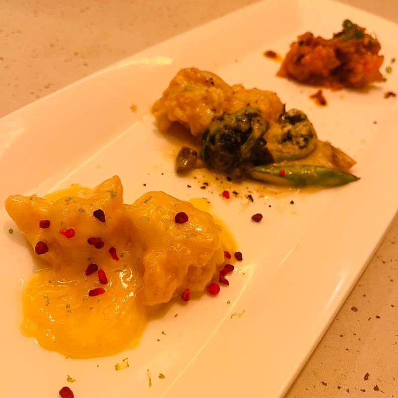 エビチリ3種盛り(日々の中華食堂)