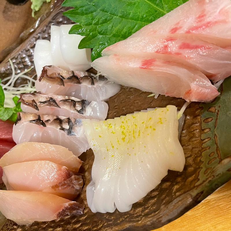 刺身盛り合わせ(鮨 はなぜん )