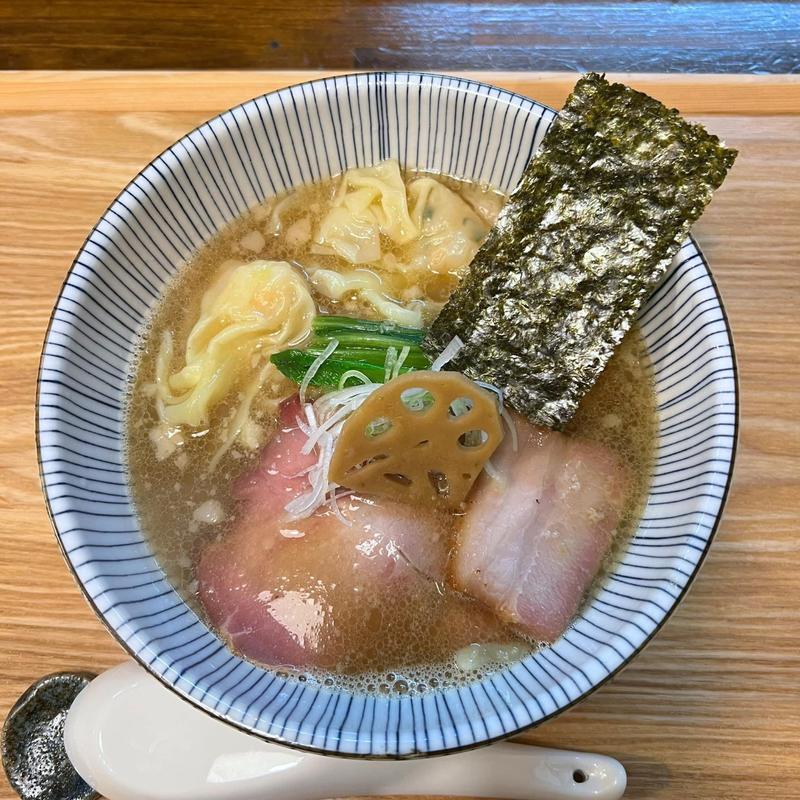 伊勢海老中華そば(貝節麺raik)