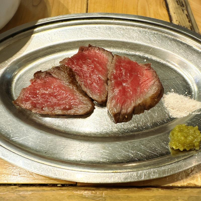 牛肉のたたき(大衆酒場 チャン栓チャン)