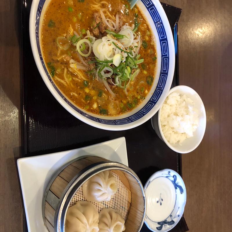 小籠包　坦々麺セット(中華料理 陶然居(とうぜんきょ))