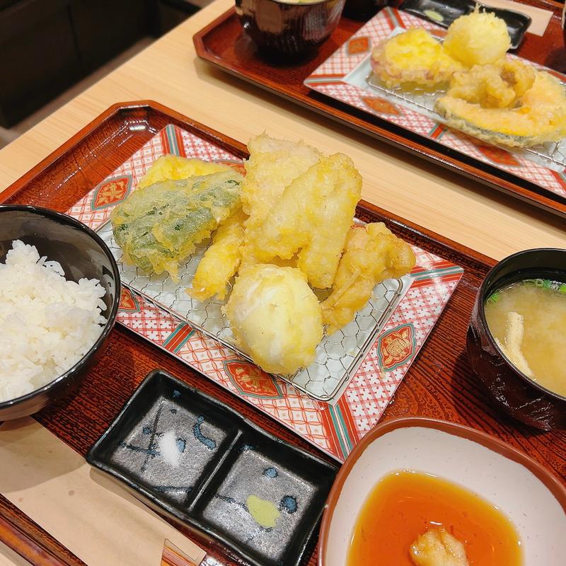 やまみ定食(博多天ぷらやまやくずはモール店)