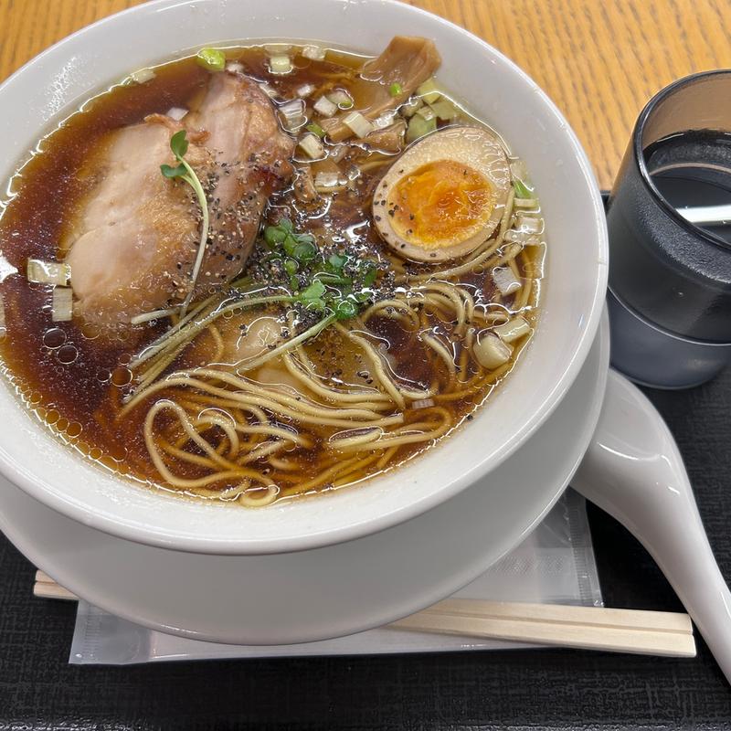 とりそば　醤油(鳥藤とりそばスタンド)