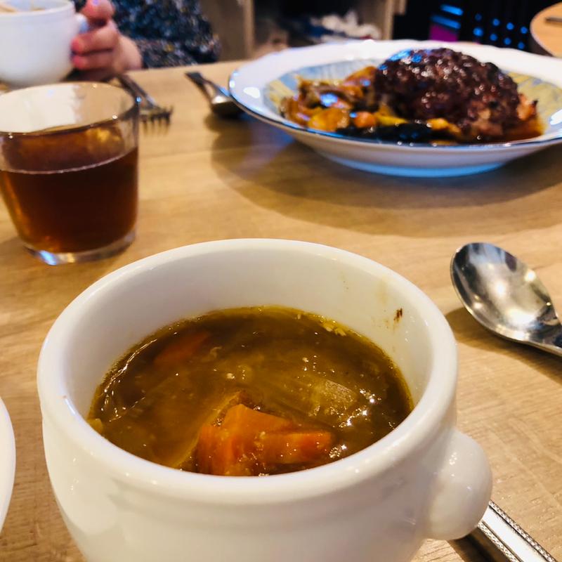 黒毛和牛のコンソメスープ(フランス厨房 旬彩 中央駅店 )