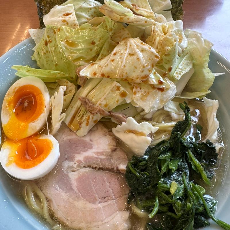 ラーメン中　キャベツ　とろ卵(椿屋)