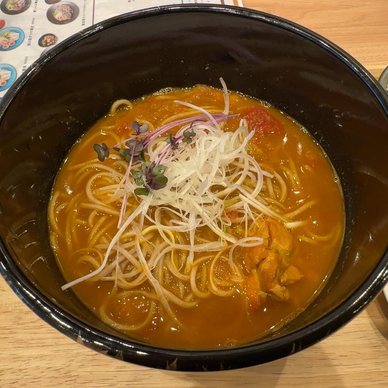 蕎麦屋のスパイスカレー蕎麦(Soba無双)