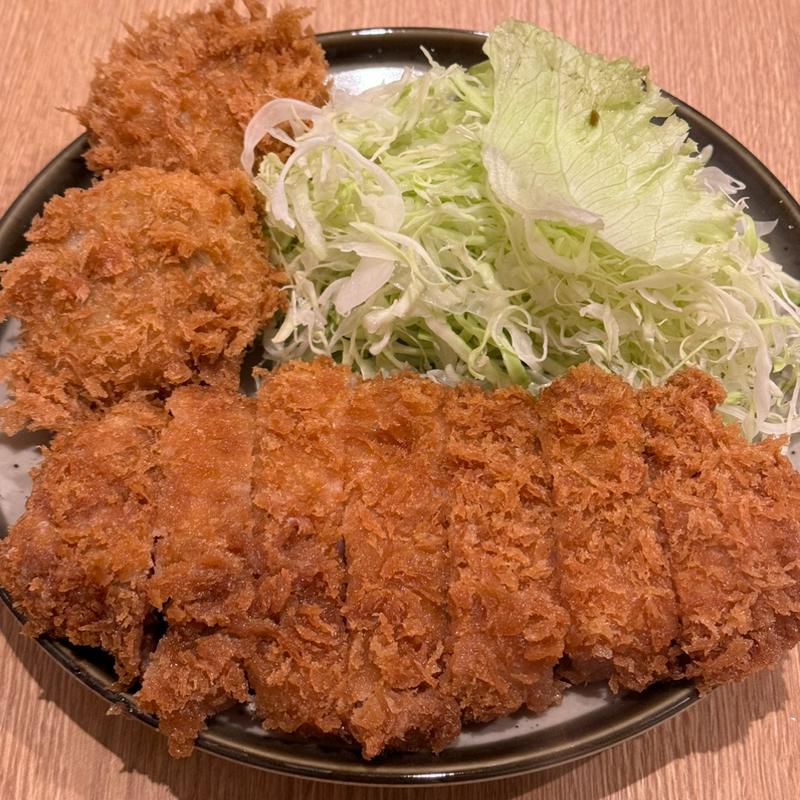 上ロース＋ホタテフライ2個(とんかつ 藤芳(ふじよし))