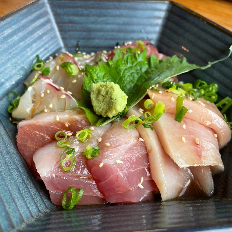 刺身5種の漬け丼(国頭港食堂)