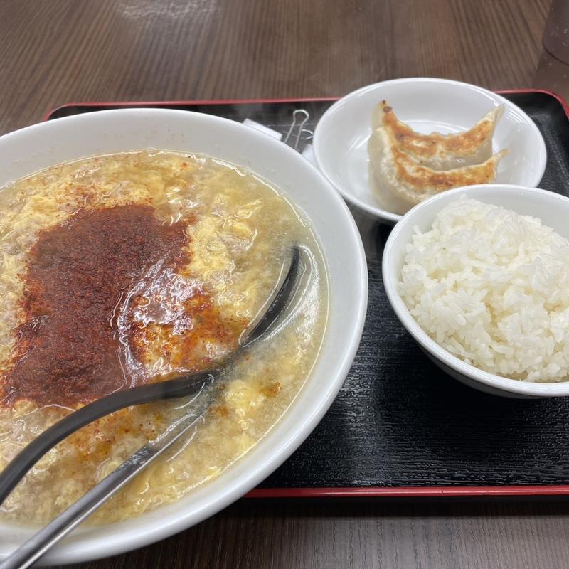 坦々麺、半ライス、餃子(珍來 六町店)
