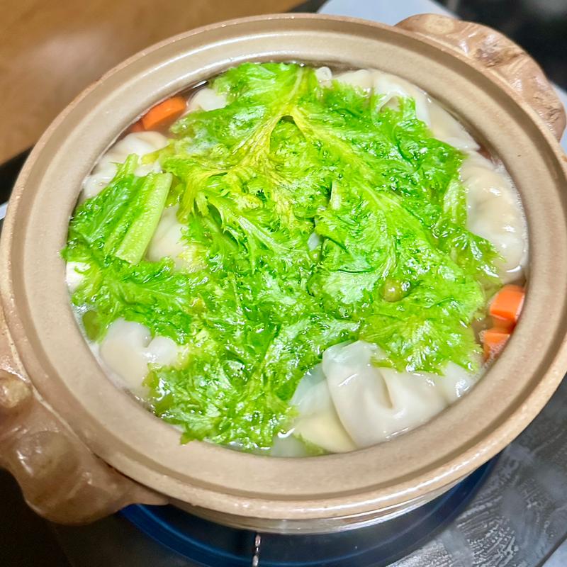 鍋(豆腐、餃子、大根、人参、ねぎ、わさび菜)(ベルクス 東墨田店)