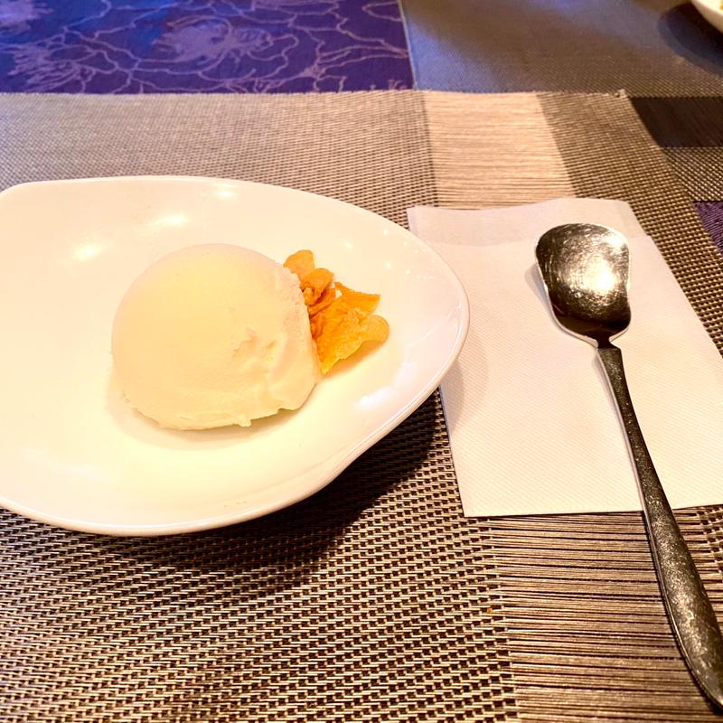 りんごのシャーベット(廣岡揮八郎の三田屋 神戸ハーバーランド店)