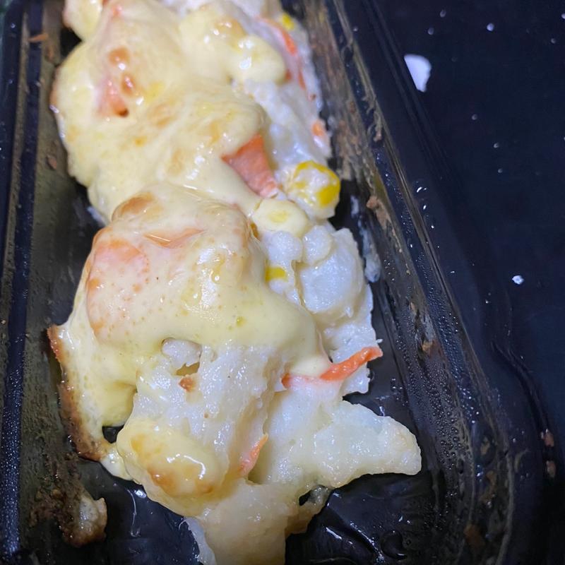 サーモンとポテトサラダのチーズ焼き(イオンショッパーズ福岡店)