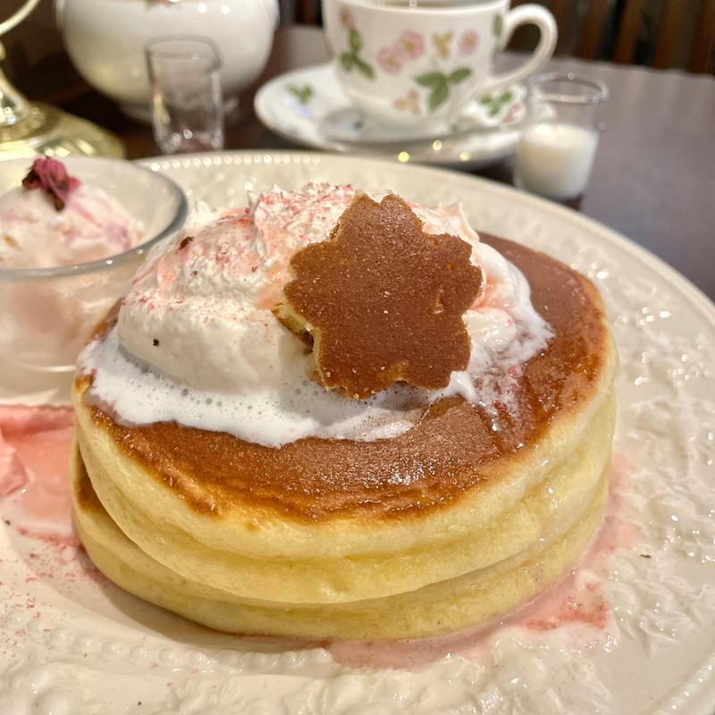 桜ホットケーキ(黒カフェ)