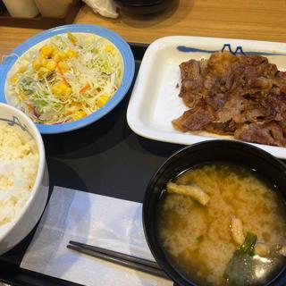 カルビ焼肉定食（プレーン）並(松屋 渋谷清水橋店 )