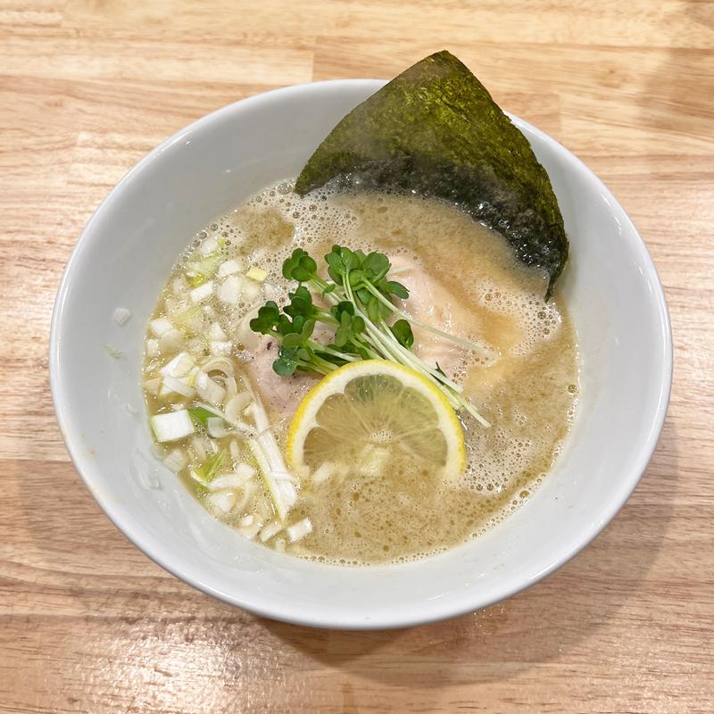 博多鶏そば(やひろ屋)