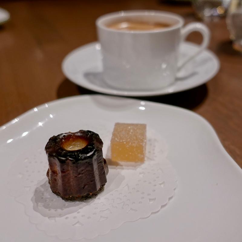 カヌレ(レ・コパン ドゥ ドミニク・ブシェ)