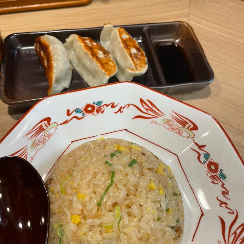 半チャーハン+餃子3個セット(威風 飯田橋店)