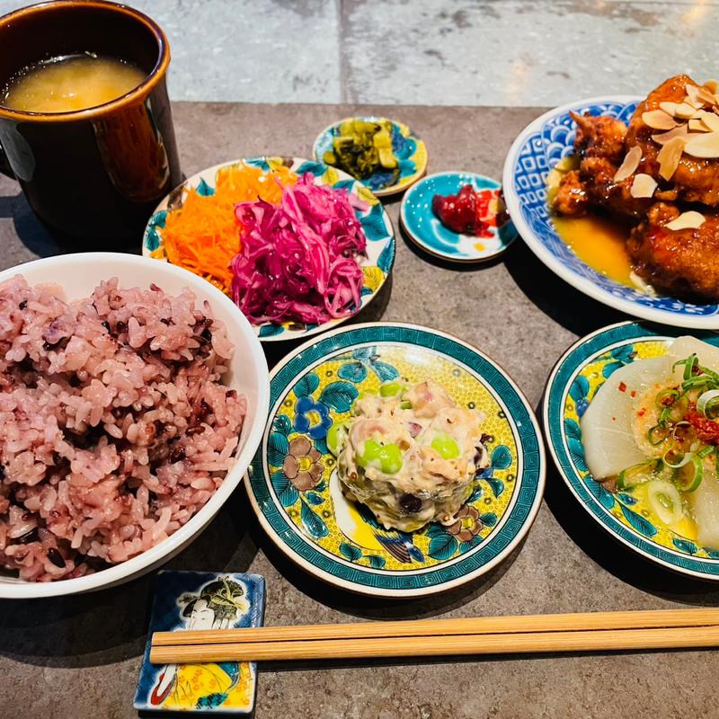 (食堂カフェpotto×タニタカフェ もりのみやキューズモールBASE店)