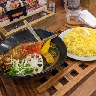 10品目彩り野菜と根菜(札幌スープカレー絲~いと~)