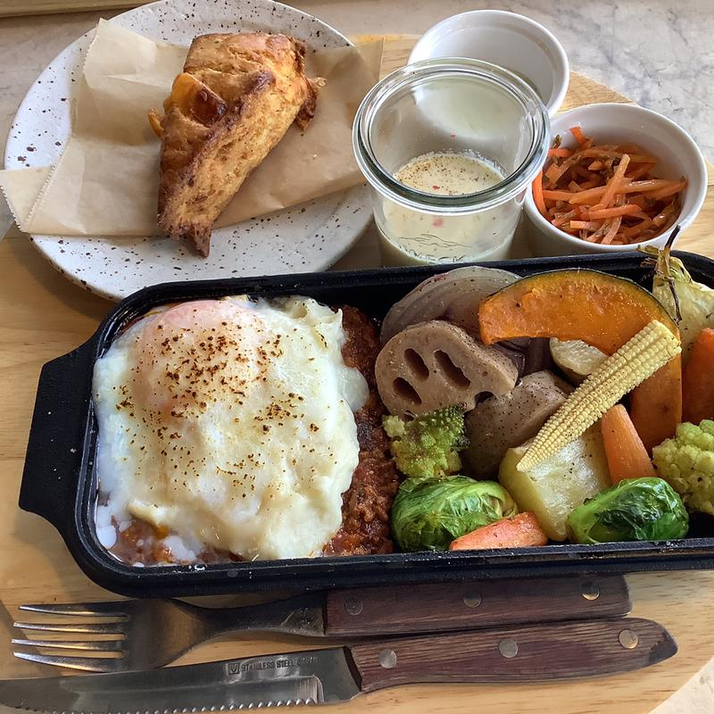 コテージパイと冬のグリル野菜(ROCCA & FRIENDS)