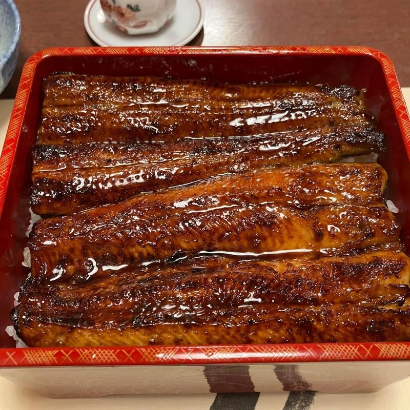 鰻重(ぬりや 泉町大通り店)