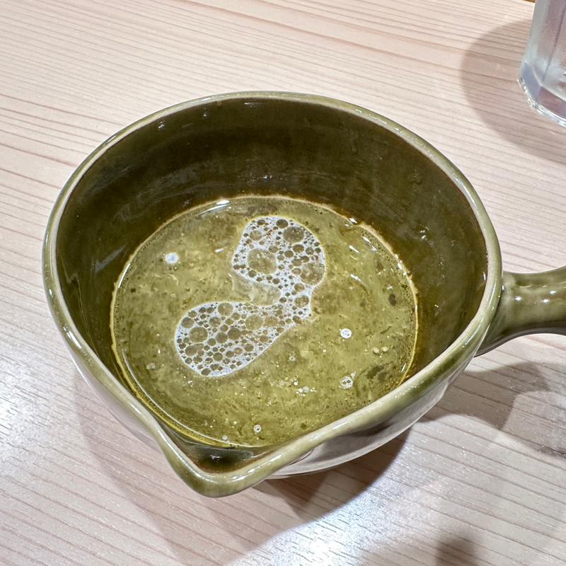 鶏ととろろ昆布（本日の割りスープ）(ラーメン専科 竹末食堂)